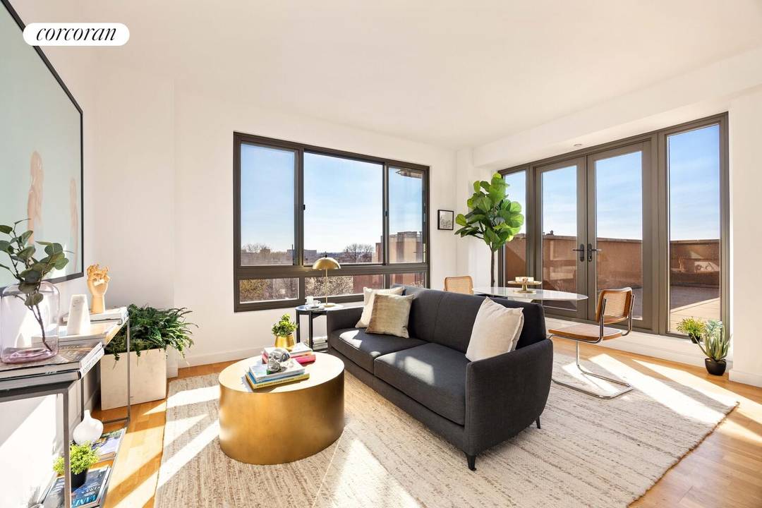 If you have been waiting for a truly dramatic and spacious home with unrivaled views and outdoor space, look no further than 5P at 500 4th Avenue.