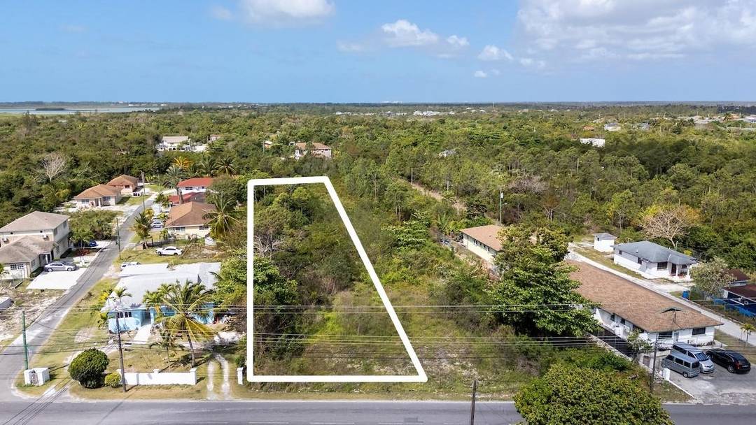 BACARDI ROAD LOT Land New-Providence