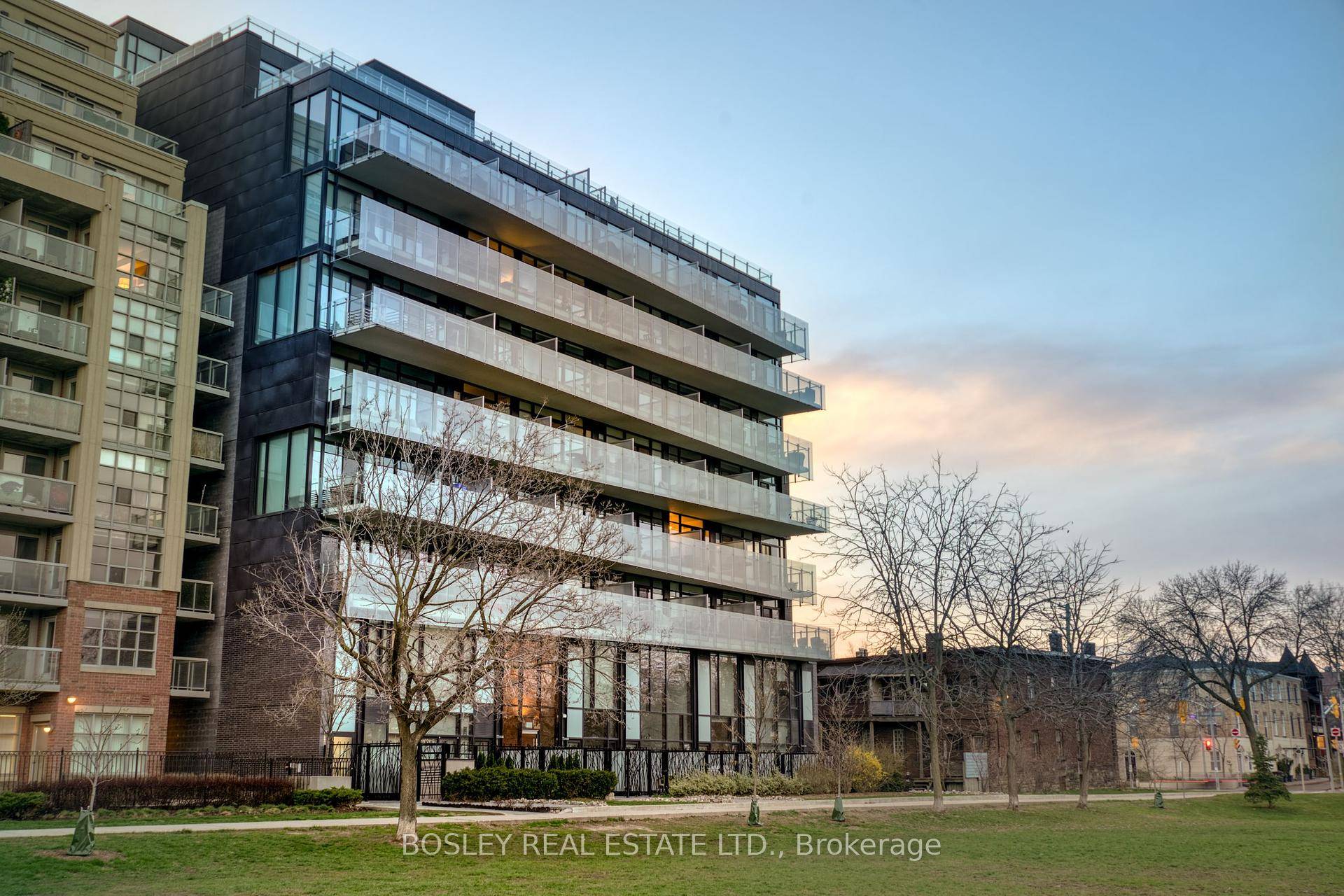 Fabulous Ultra Modern Loft Style Townhouse Available For Lease At 25 Stafford.