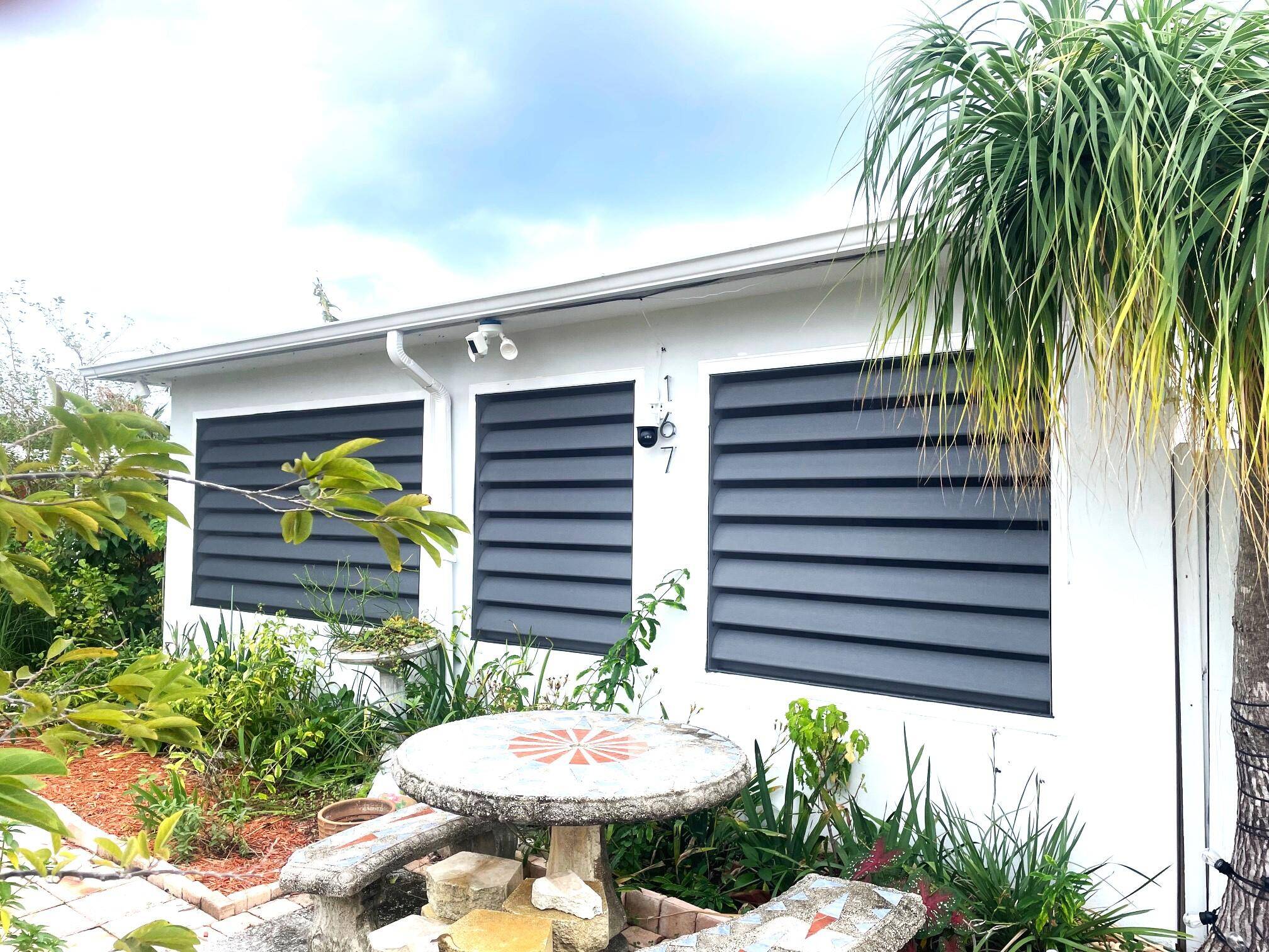 Renovated 2 2 coastal CBS home.