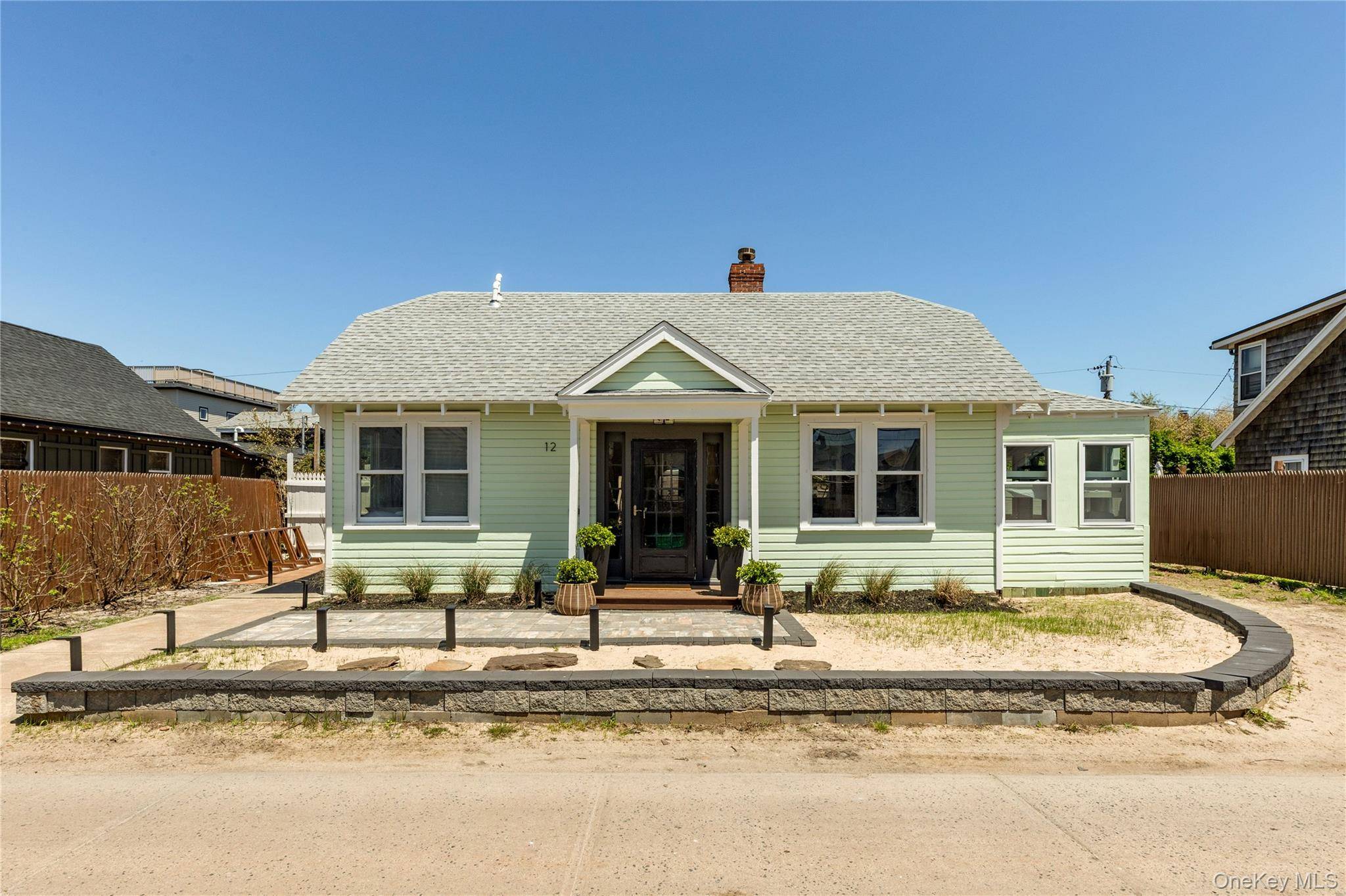 Just Renovated Charming Seaview Cottage Incredible Rental Opportunity !