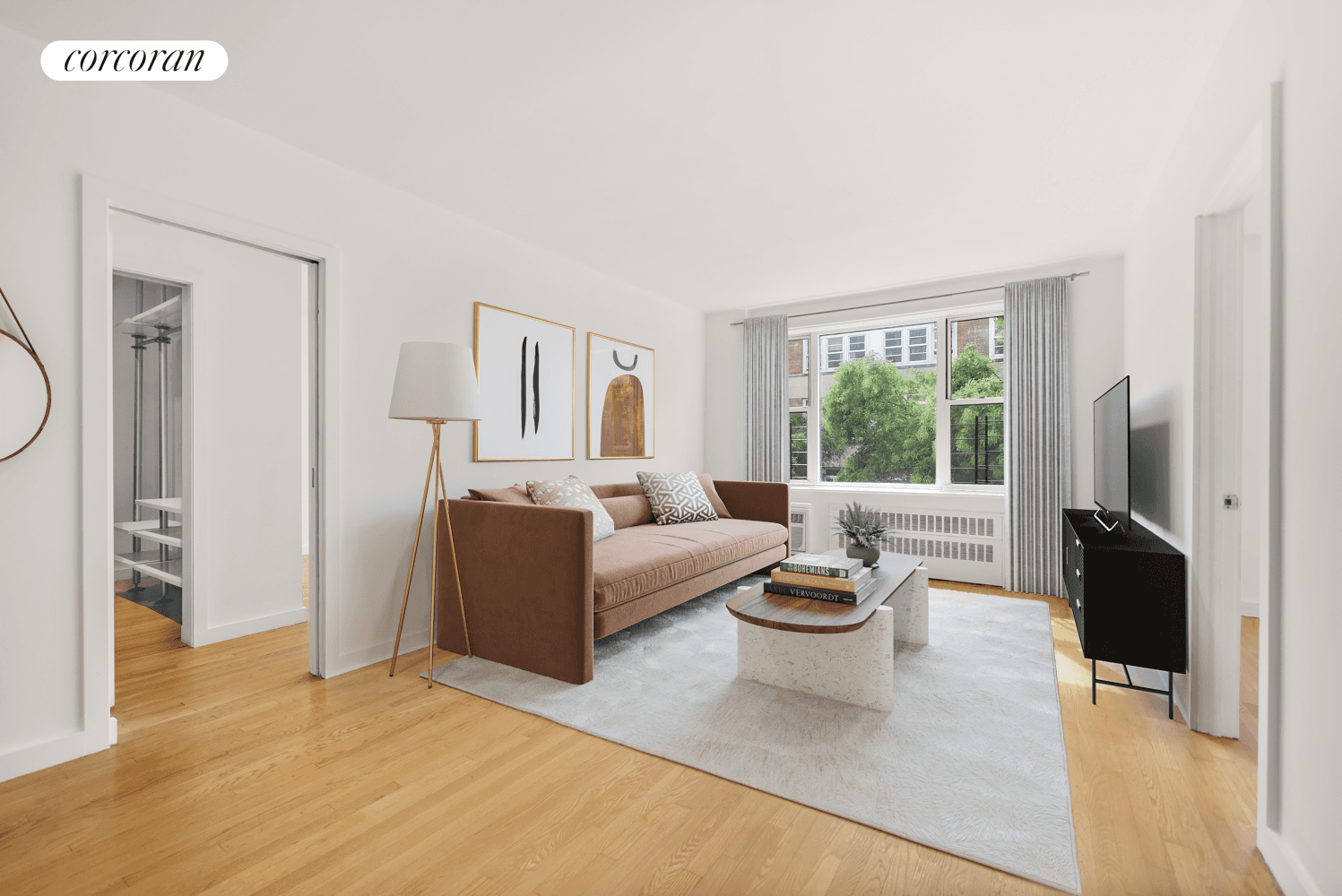 Welcome to 225 East 76th Street, a charming boutique building nestled in the heart of Upper East Side, one of New York's most elegant and history rich neighborhoods.