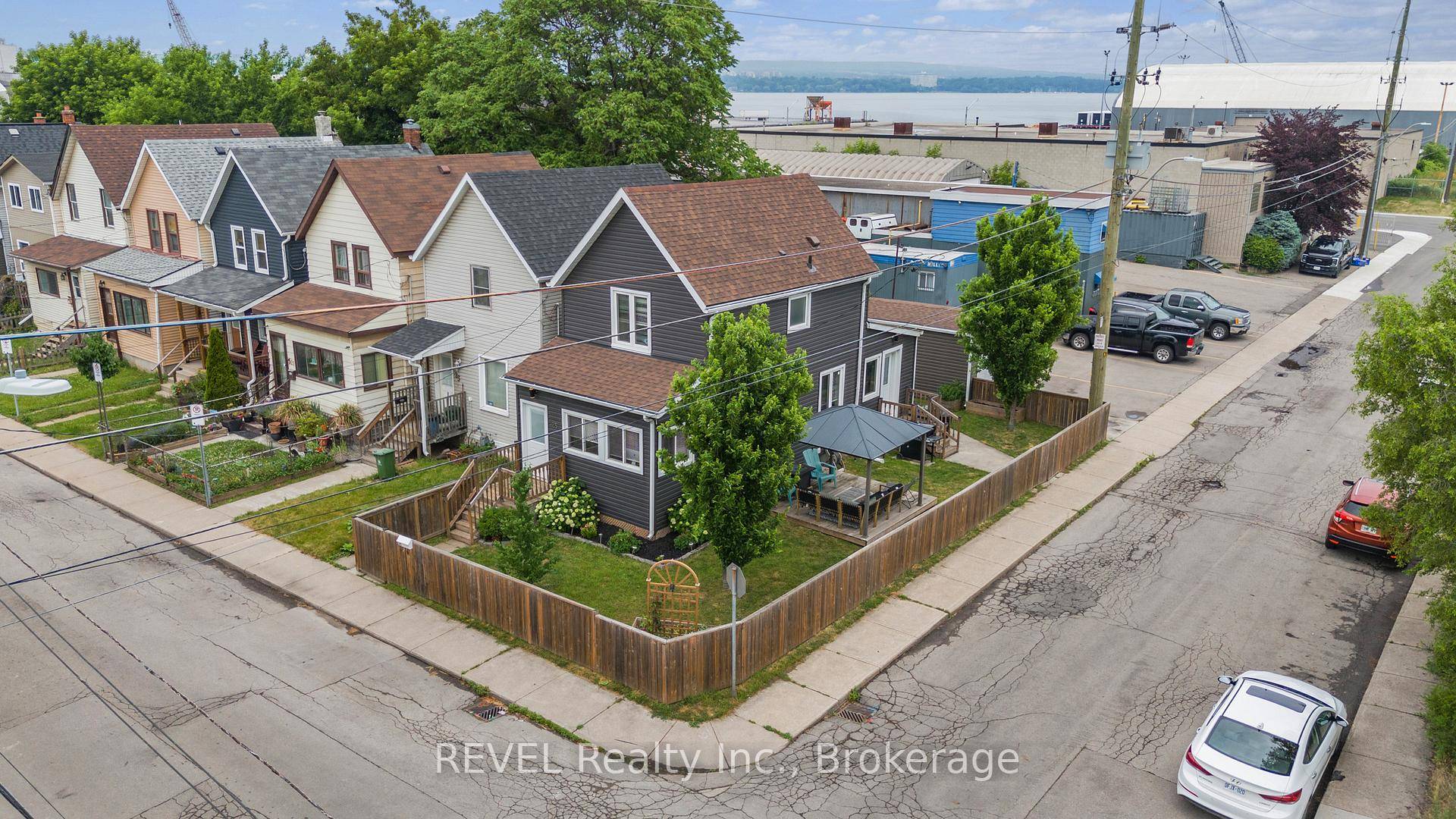 Tucked in a quiet, secure pocket near Hamilton's working waterfront which locals refer to as The Docks, this beautifully updated freehold home blends comfort, convenience, and opportunity all in one.