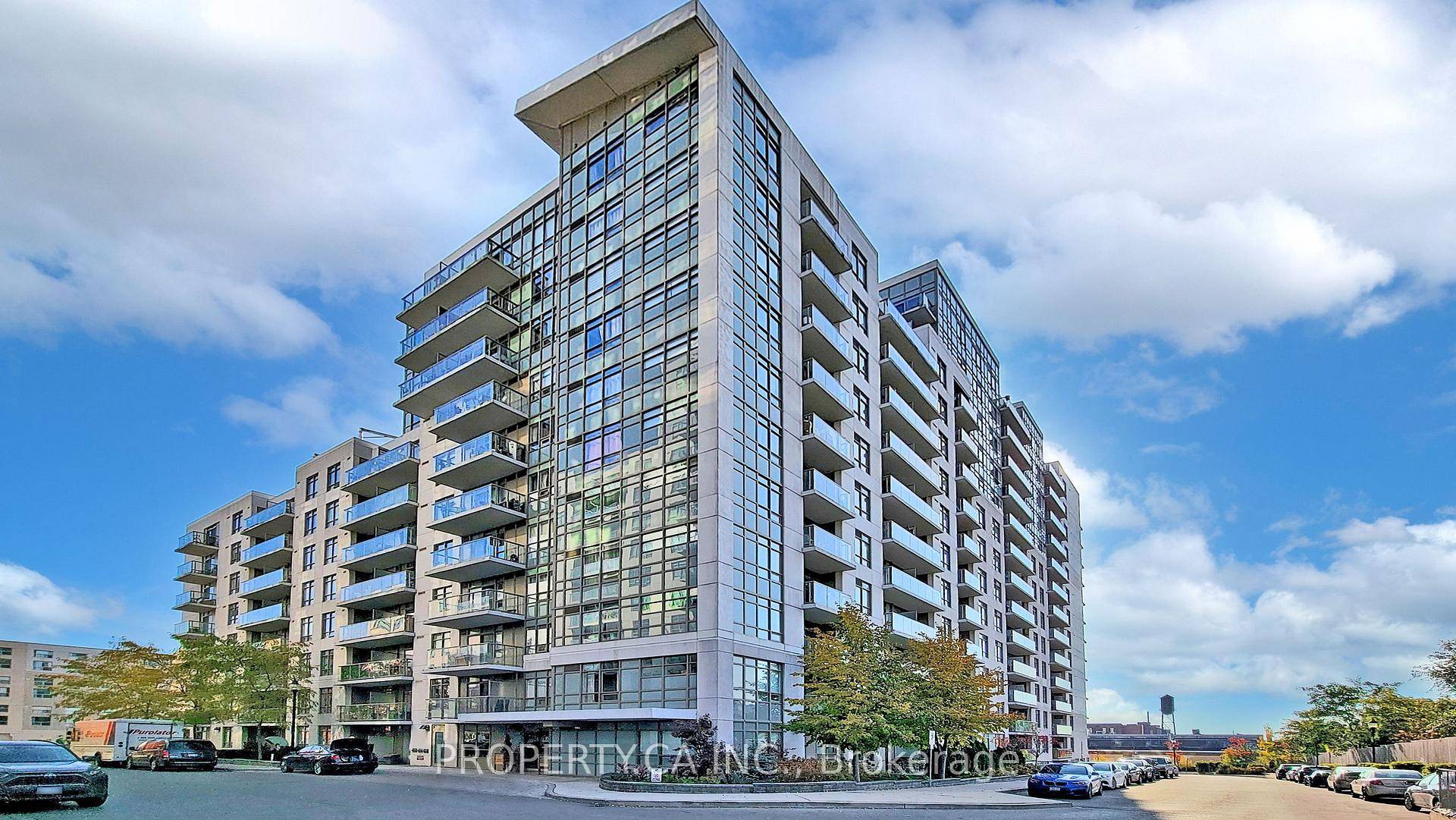 Bright And Airy 1 Bed, 1 Bath Unit In A Boutique Style Condo Located In The Vibrant Junction Triangle.
