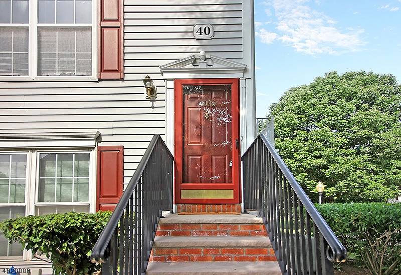 Welcome to this beautifully updated, sun filled 3 bedroom end unit in the highly sought after Glenbrook community !