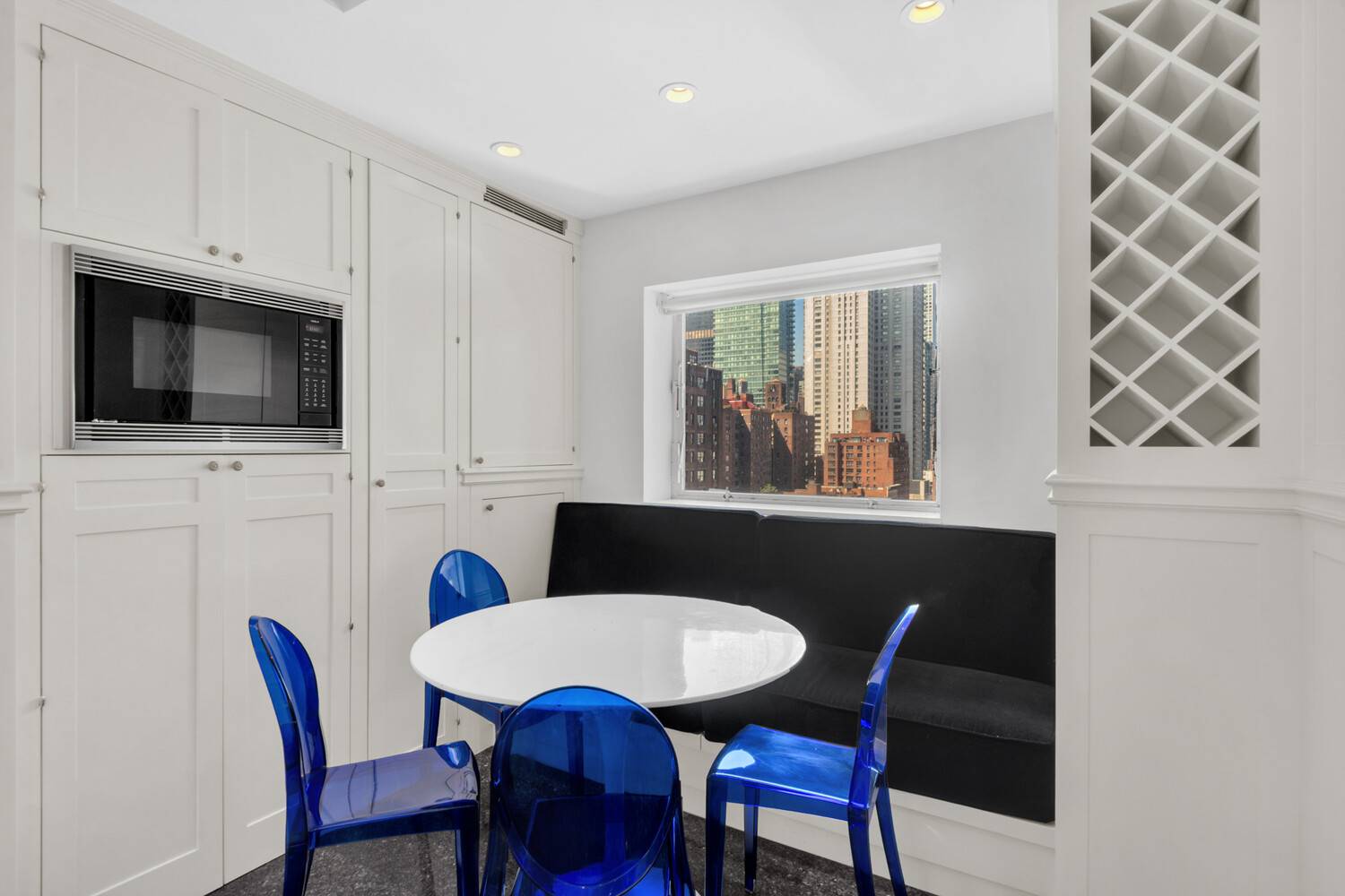 Exquisite Full Floor Residence at The Sovereign Experience approx.