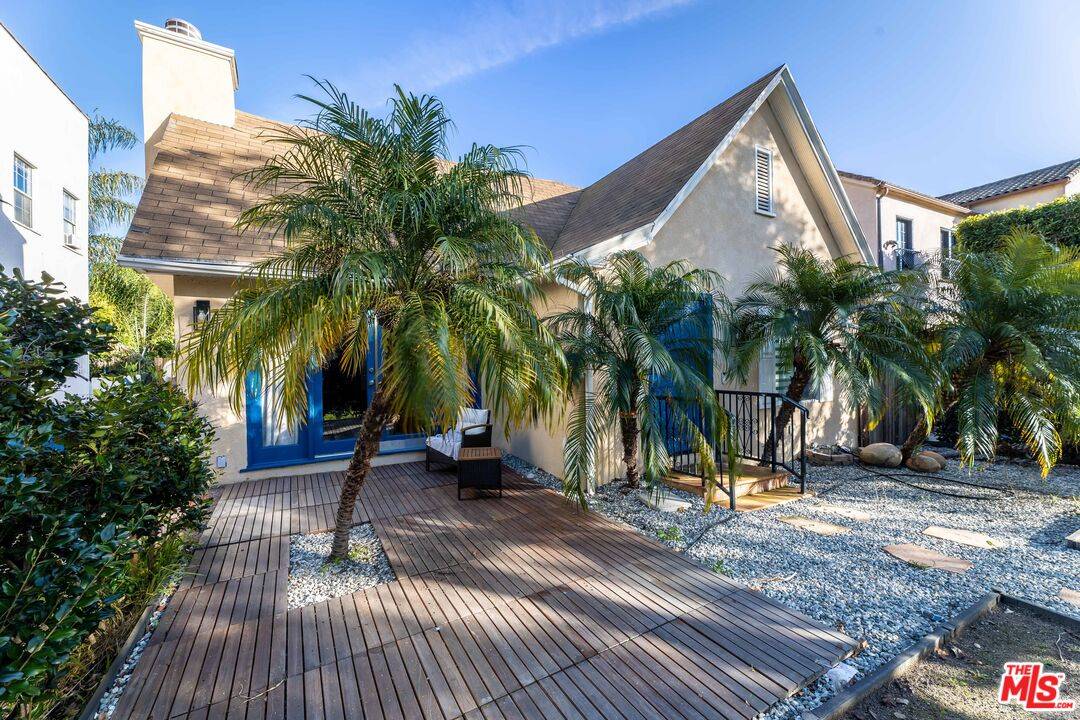 1112 S Highland Ave 4BR La