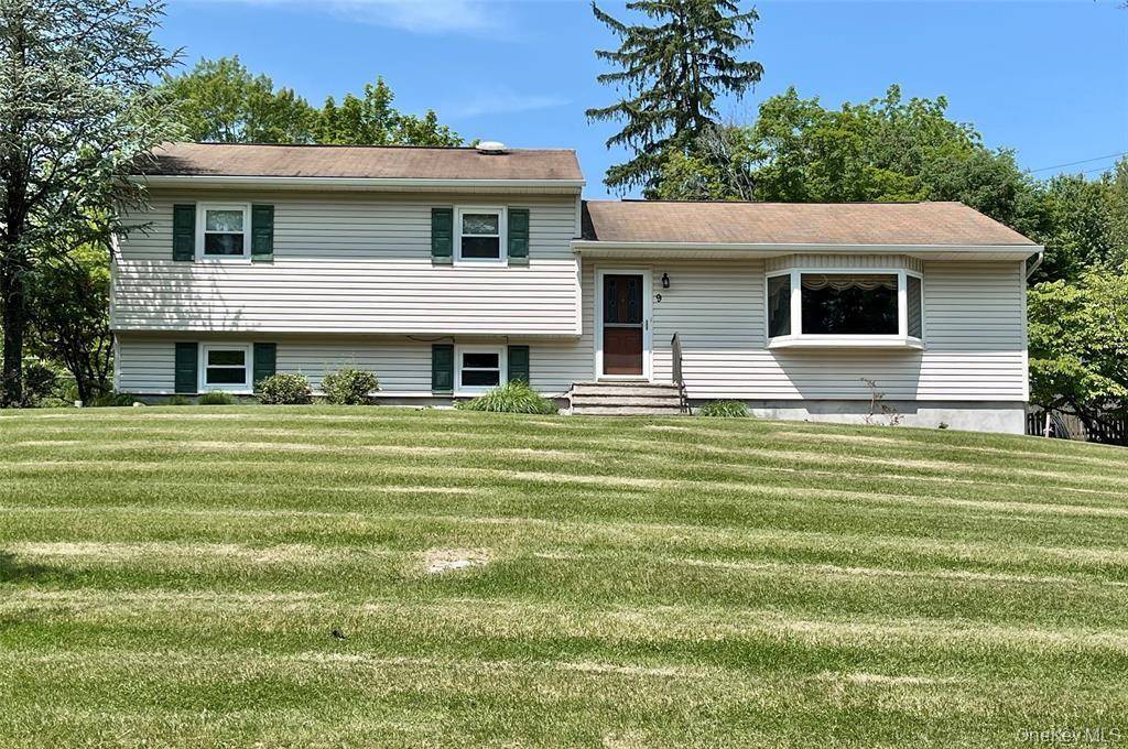 Step into your dream rental home, available for immediate move in !