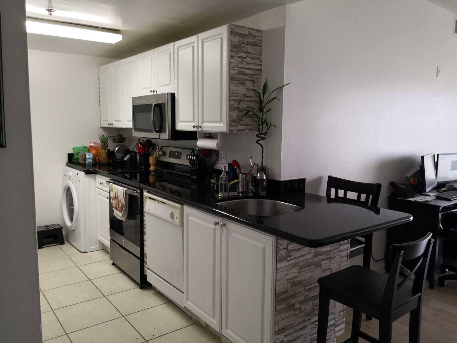 2100 Greenview Shores Boulevard Condo Palm Beach