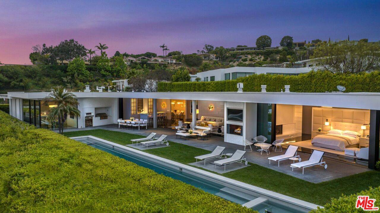 545   Chalette Dr Beverly Hills LA