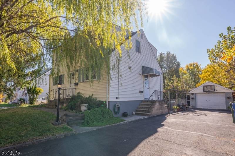 Move In Ready Multi Family Investment Property !