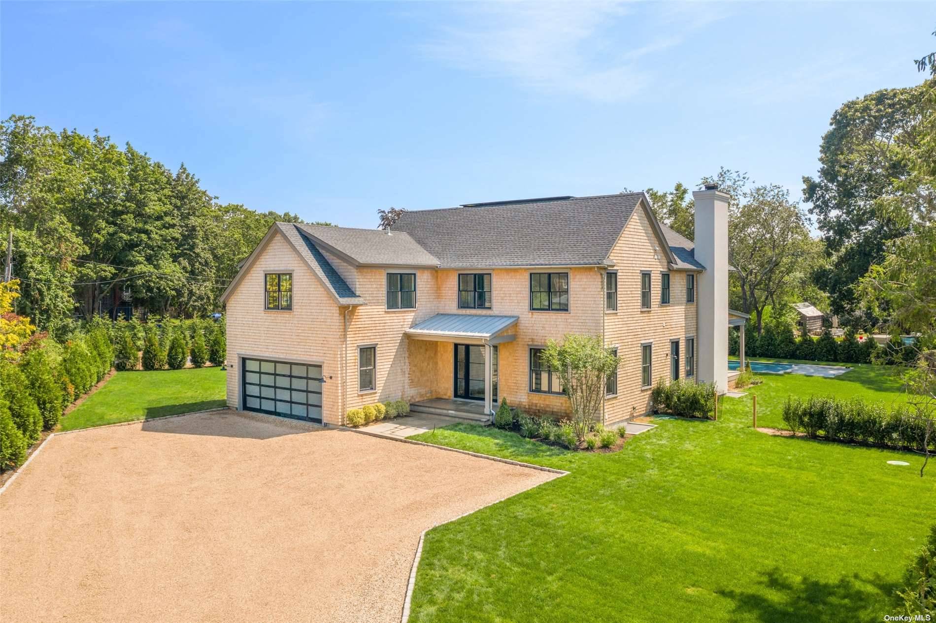 16 Dover Avenue, Southampton NY 11968