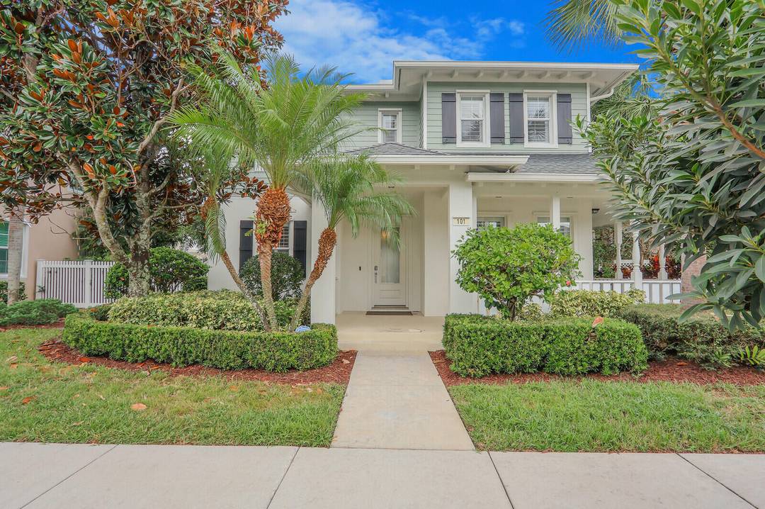 Beautiful 5 bedroom, 4 bath pool home with a separate apartment above garage, located on a desirable corner lot in the Martinique section of Abacoa in Jupiter.