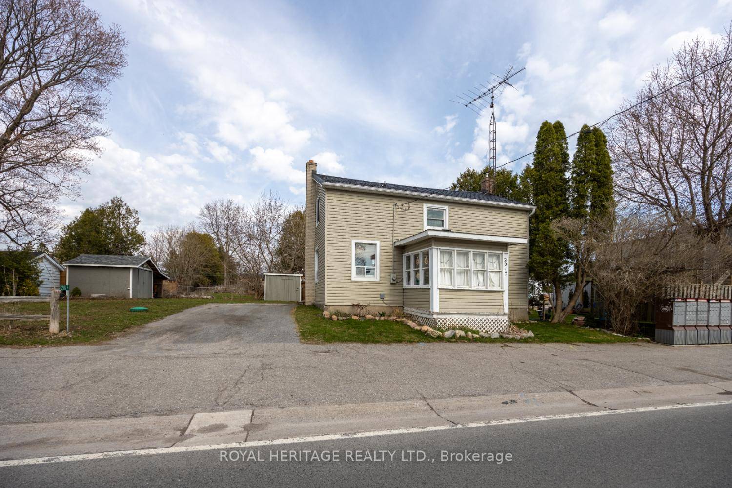 This charming, well maintained 3 bedroom, 1.