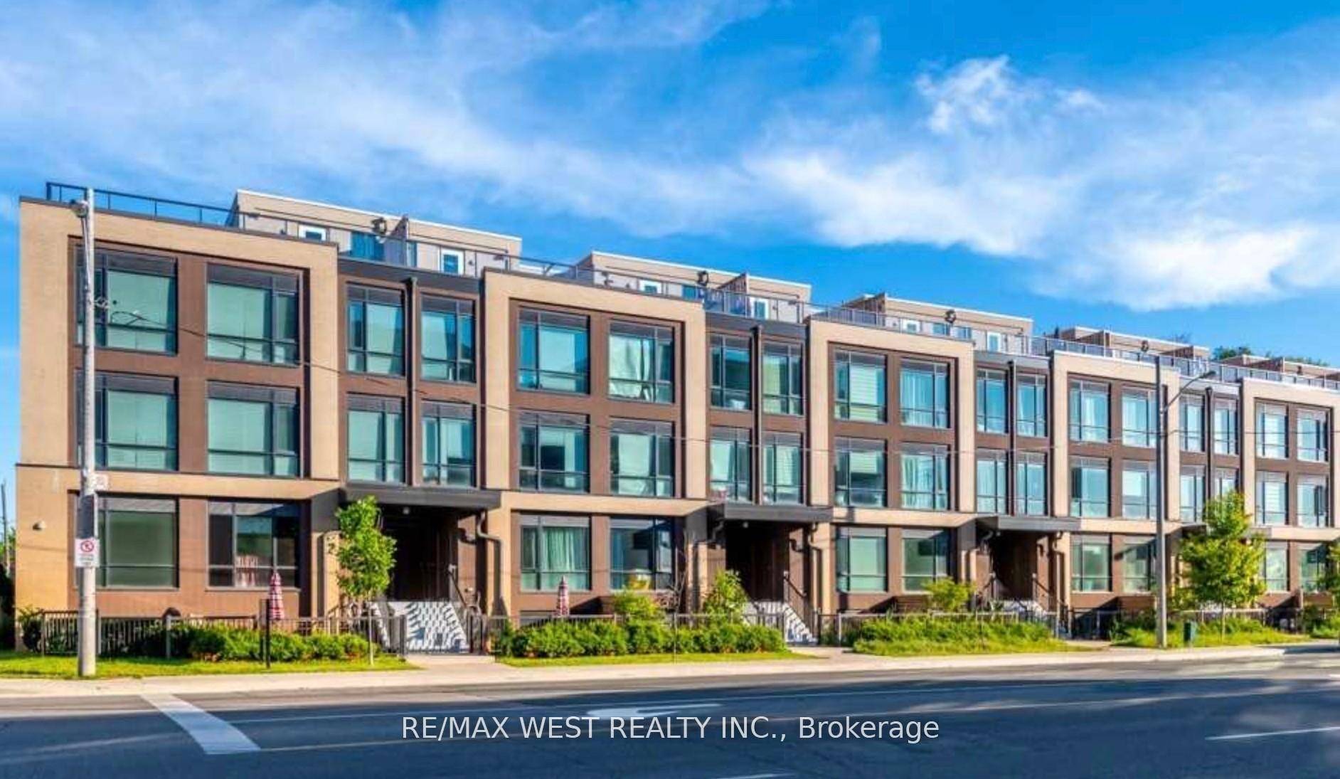 Welcome to sophisticated urban living at 639 Lawrence Ave W, located in the heart of Englemount Lawrence.