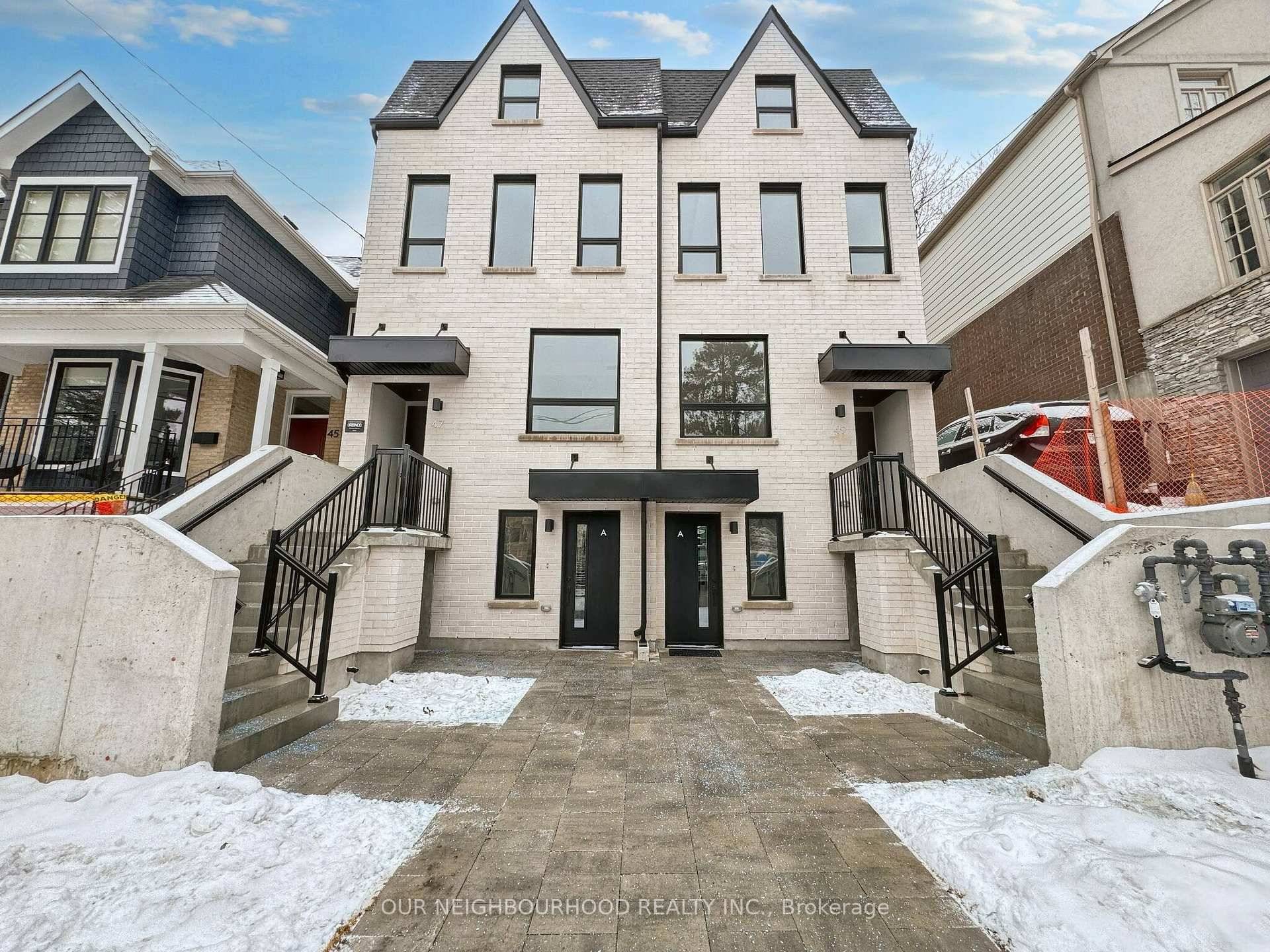Brand New Luxury 3 Bed, 2 Bath Apartment Experience unparalleled luxury in one of Toronto's most sought after neighbourhoods !