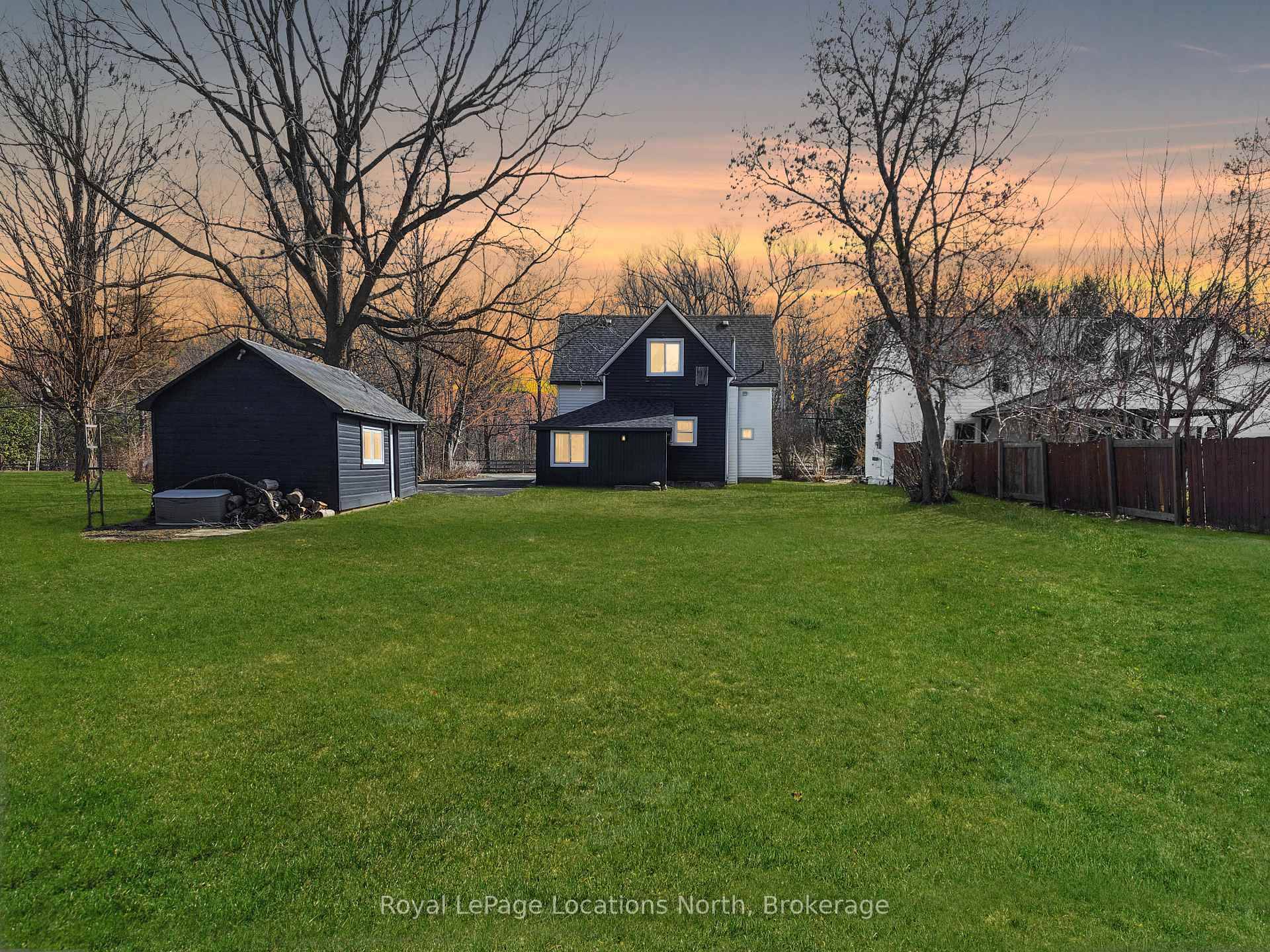 GREAT VALUE. Welcome to your 'artistic haven' at 148 Marsh St, Clarkburg.