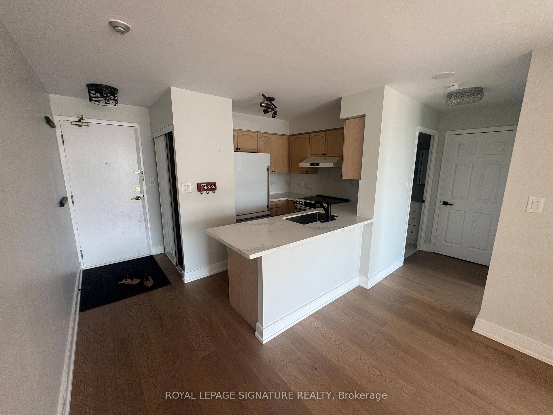 1 Bedroom Unit Located In The Heart Of Richmond Hill At The Gates Of Bayview Glen 2 By Pemberton.