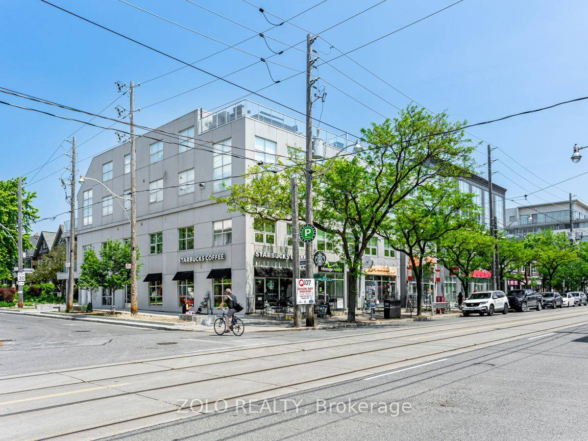 Stunning 2 storey 2 Bdrm 3 Bath penthouse suite at the award winning Beach House Lofts.