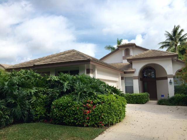 Exceptional Country Club, gated, Club House, Restaurants, Spa, Gym, tennis, Pools, Pickleball, Card room, Arcade and much more.