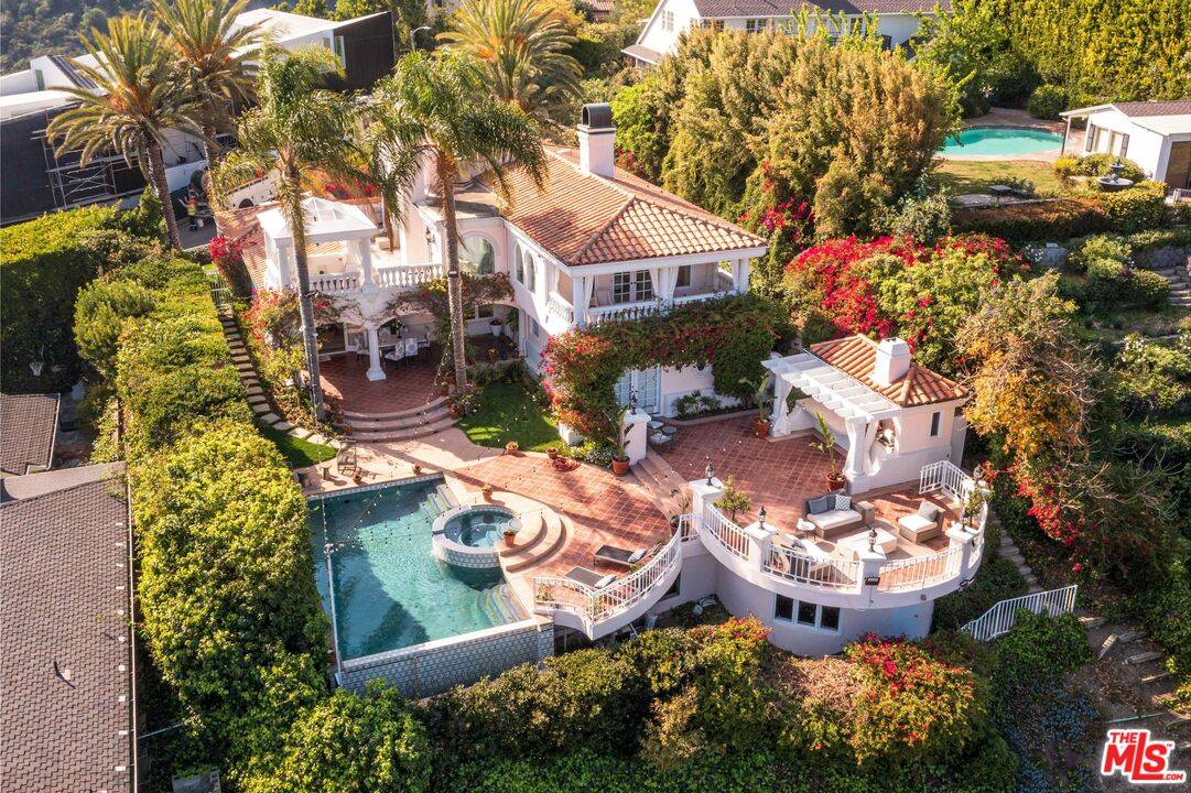 1100   STRADELLA RD Bel Air LA