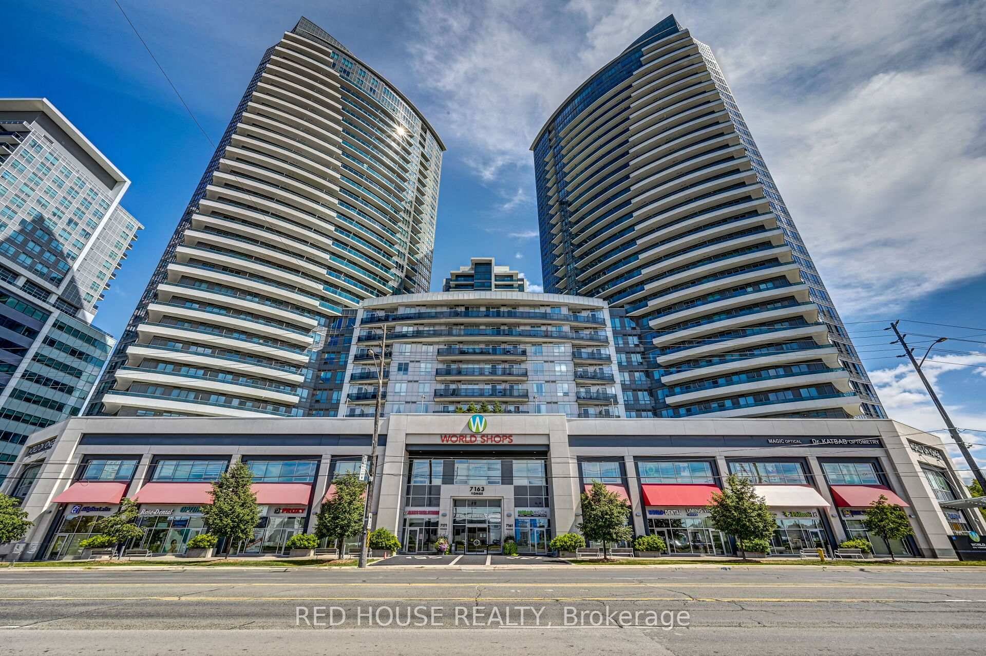 Turnkey unit at Prime Location Near Steeles amp ; Yonge Future Subway Station Expansion.