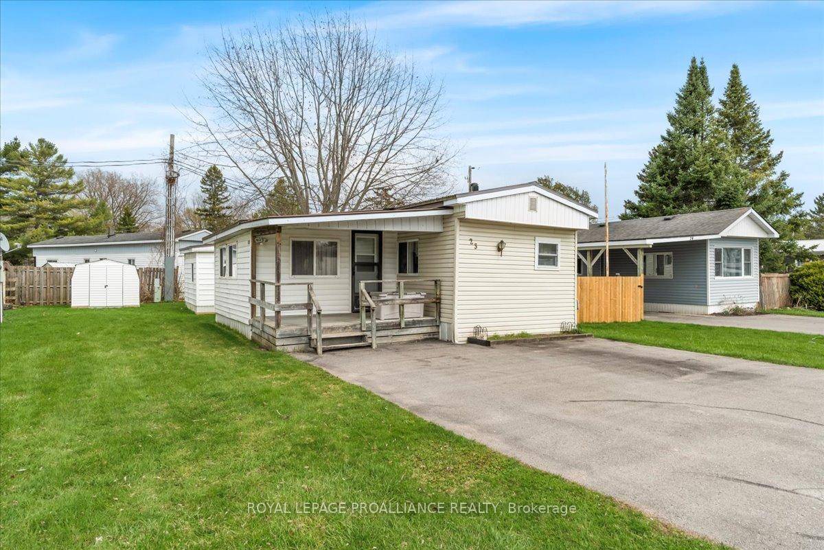 Pride of ownership shines in this well maintained 2 bedroom, 1 bath home located in the welcoming community of Bayview Estates.