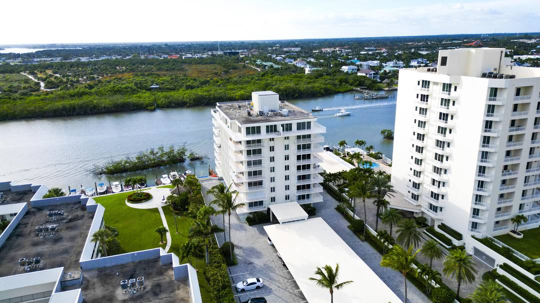Extraordinary opportunity to own on prestigious Jupiter Island in La Mar Condominiums, where units are seldom available for sale.