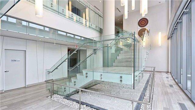 Modern And Luxury Condo. 547 Sf 161 Sf Balcony.