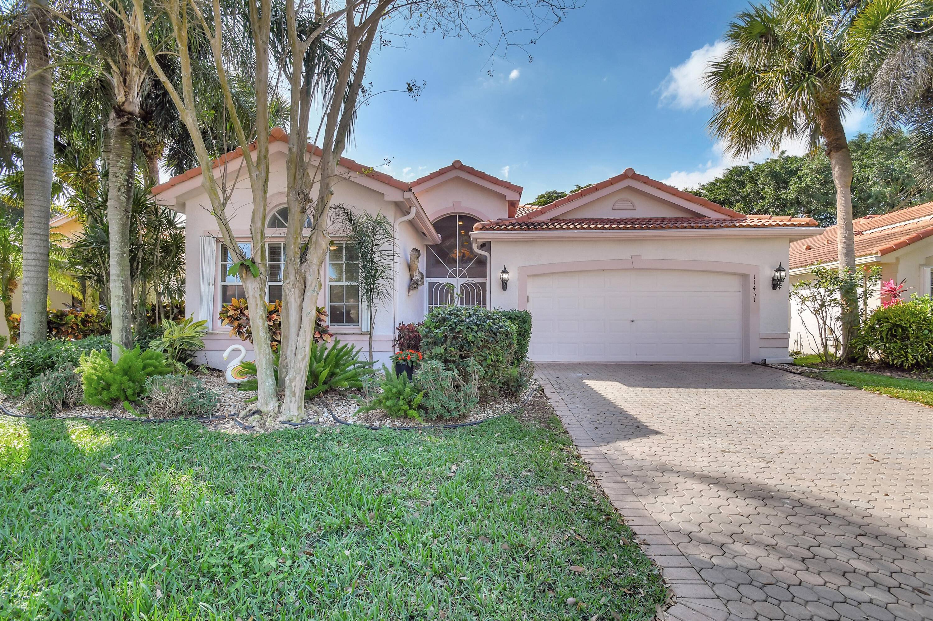 Owners looking for immediate sale !