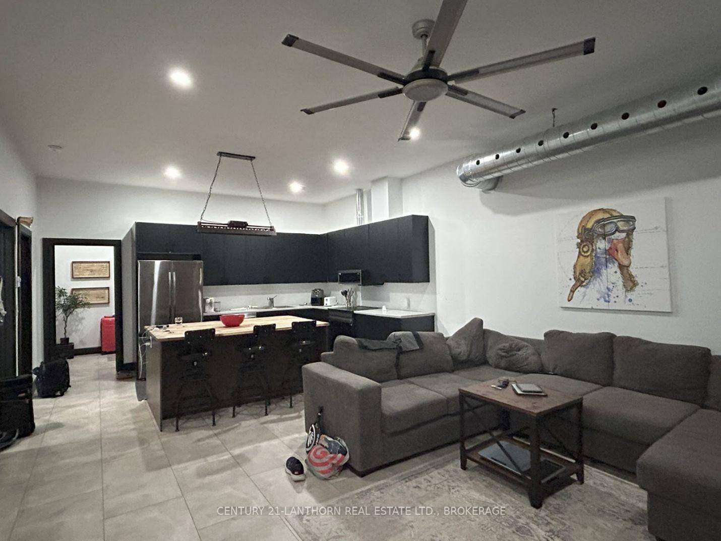 Spacious and Elegant 2 Bedroom Luxury Apartment for rent Ideally located on major bus route, close to downtown Kingston.