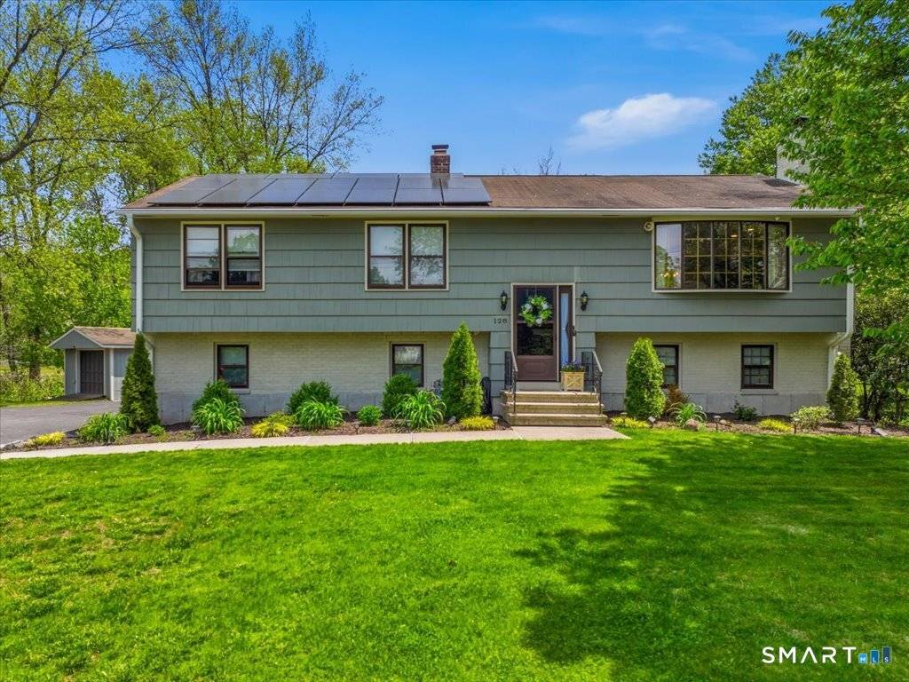 Tucked away in one of North Haven's most peaceful and picturesque settings, this beautifully updated 3 bedroom, 3 bath home offers the perfect blend of warmth, character, and modern comfort.