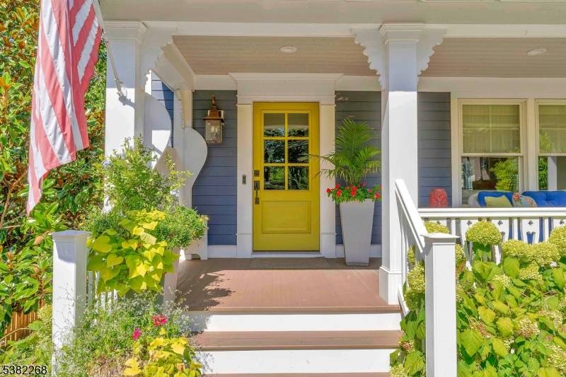 Stunning 1927 Colonial Fully Renovated in 2019.