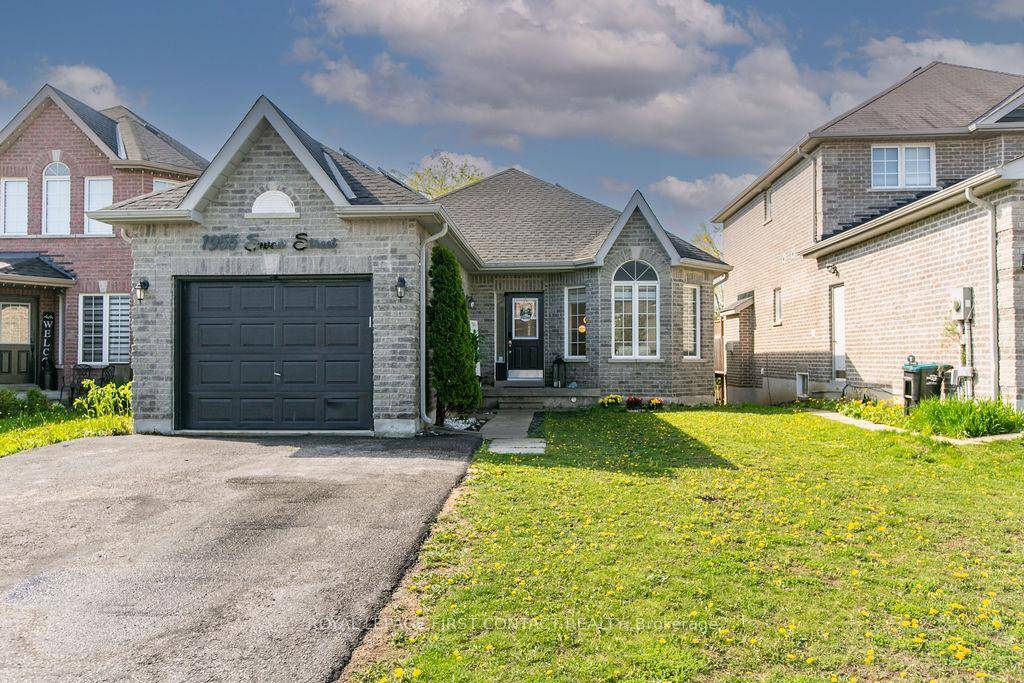 Beautiful all brick, well maintained bungalow available for lease, nestled on a ravine lot in a quiet, desirable neighbourhood.