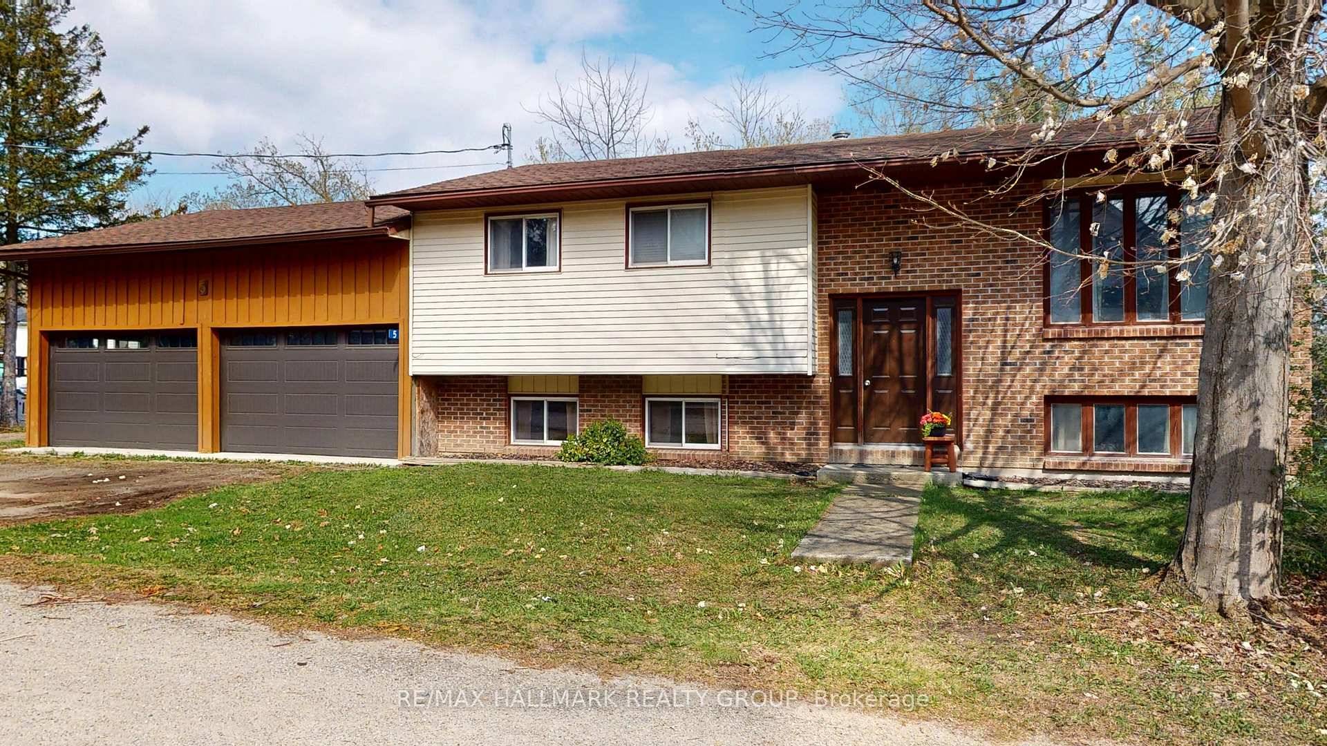 Strategically located in Lansdowne, 3 1 Bedroom, 2 Bath Home with municipal water and sewer.