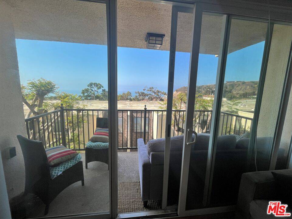 23901 Civic Center Way 2BR Malibu La