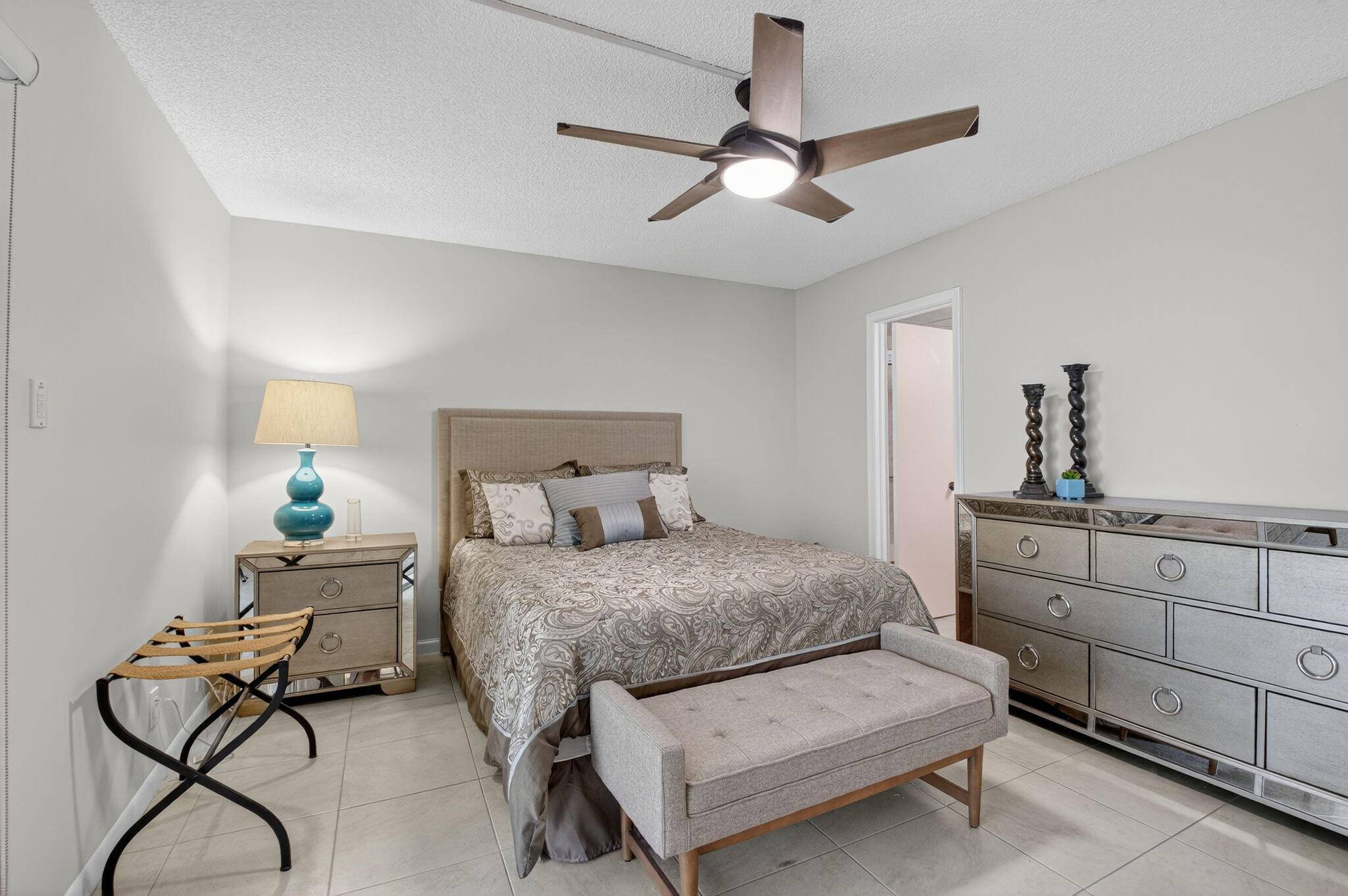 First floor, 1 bedroom, 1.