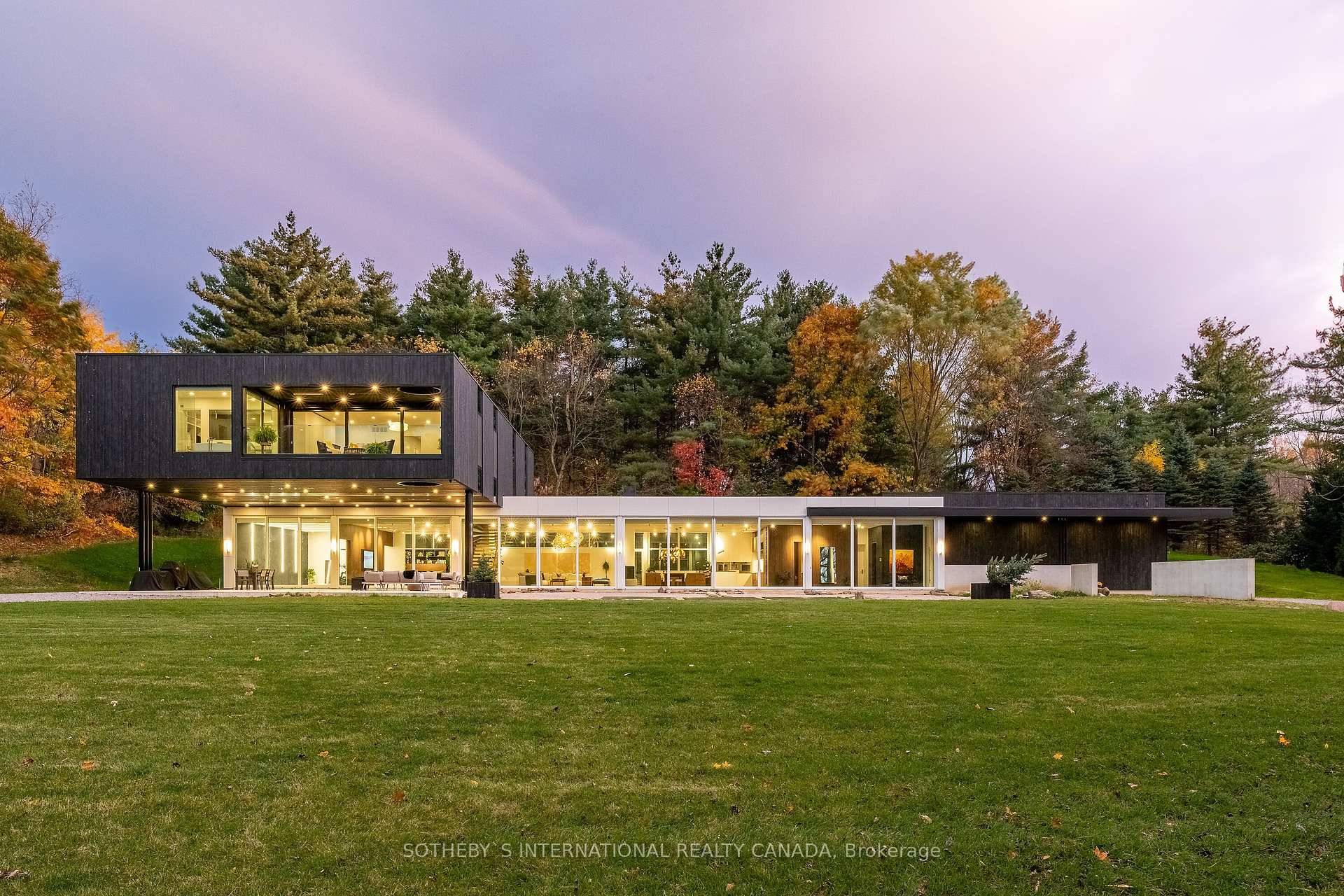 Welcome to your Award winning dream home, nestled on a private 5 acre estate surrounded by Conservartion.