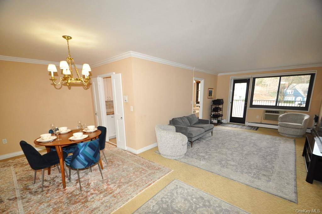 Working from home could not get any easier in this large two bedroom with private balcony.