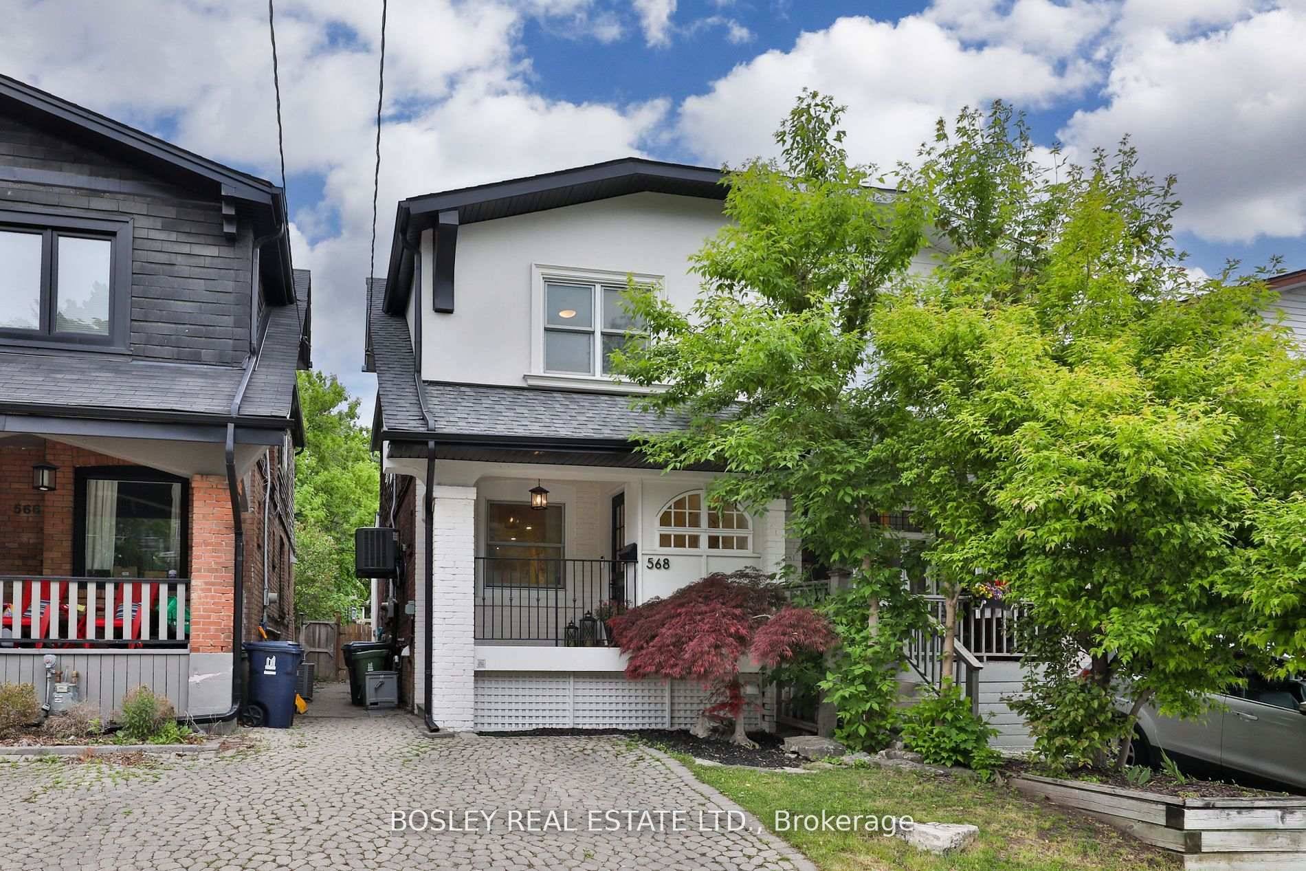 Welcome to 568 Balliol Street, an absolute turn key home in coveted Davisville.