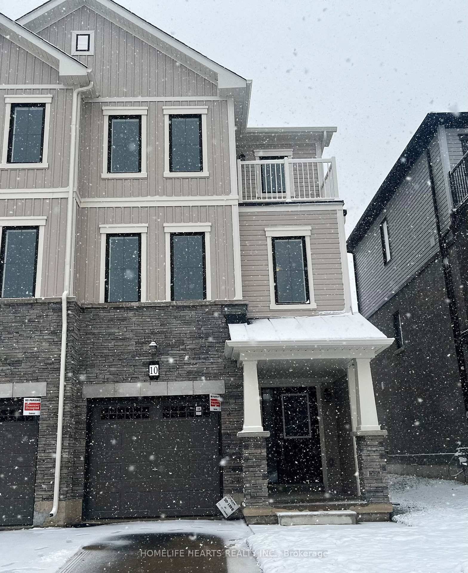 Welcome To This Stunning Brand New Freehold Townhouse Located In A Family Friendly Brantford Neighbourhood !