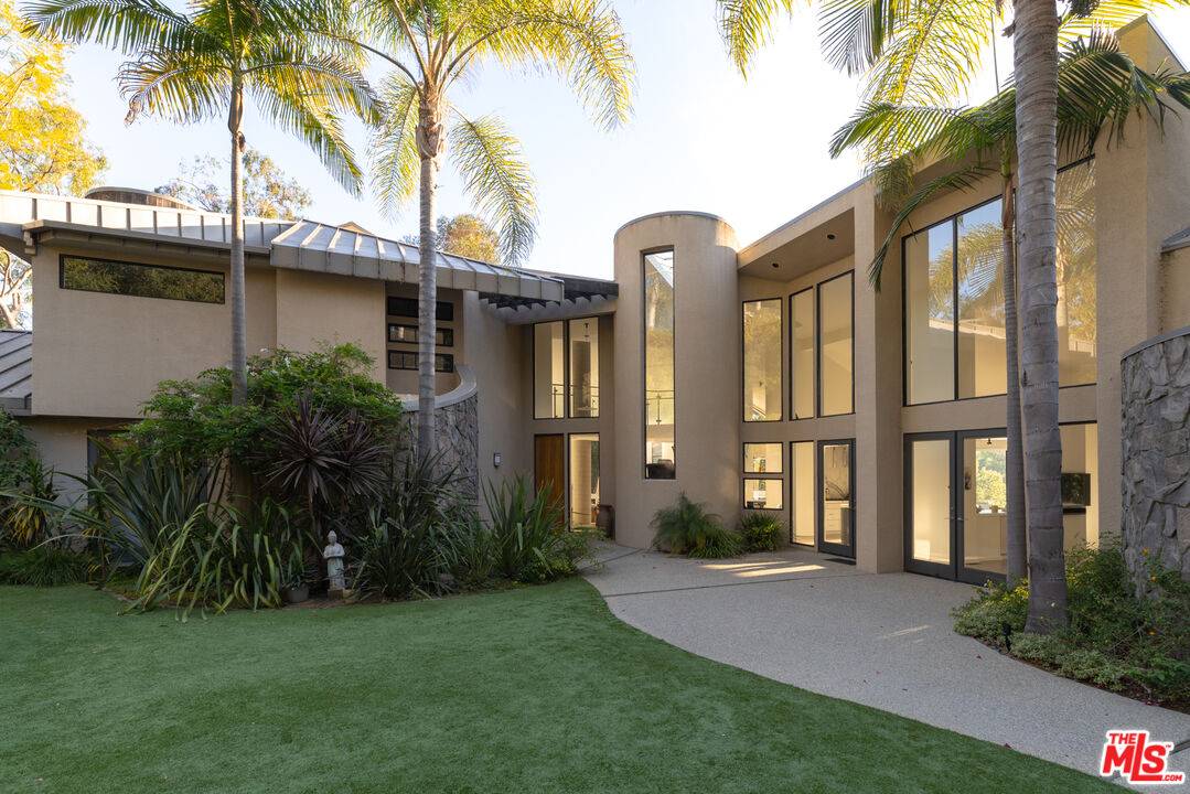 1060 Oakmont St 5BR Brentwood La