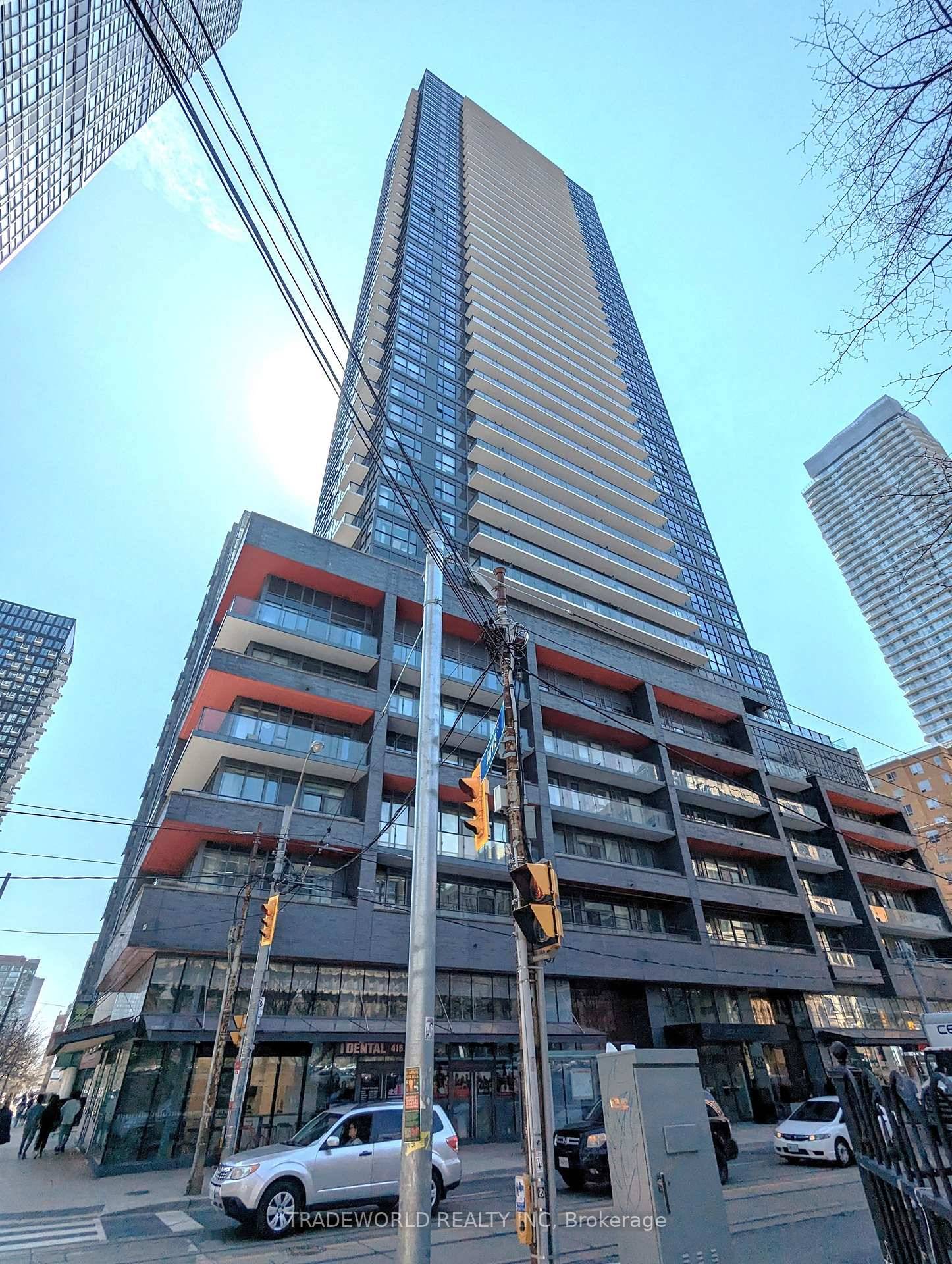 Luxury Condo Pace By Great Golf Bright amp ; Spacious Unobstructed South View With Balcony Functional Layout Open Concept
