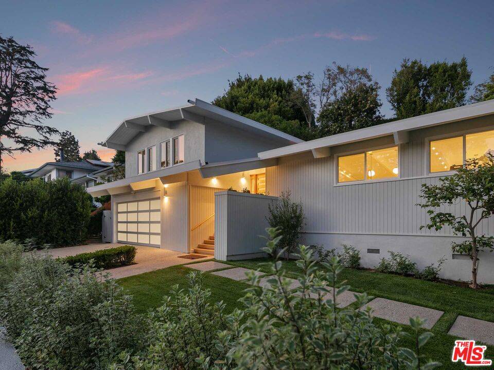 218  N BUNDY DR Brentwood LA