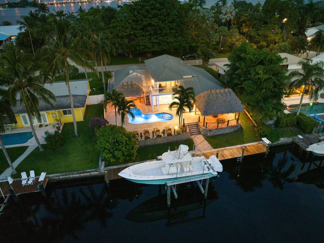 Your waterfront paradise awaits in the sought after waterfront community of Lighthouse point.