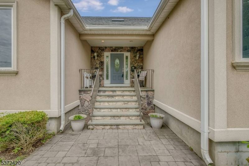 This inviting 4 bedroom, 2 bathroom home is nestled in a desirable neighborhood, just a short distance from the serene Horseshoe Lake.