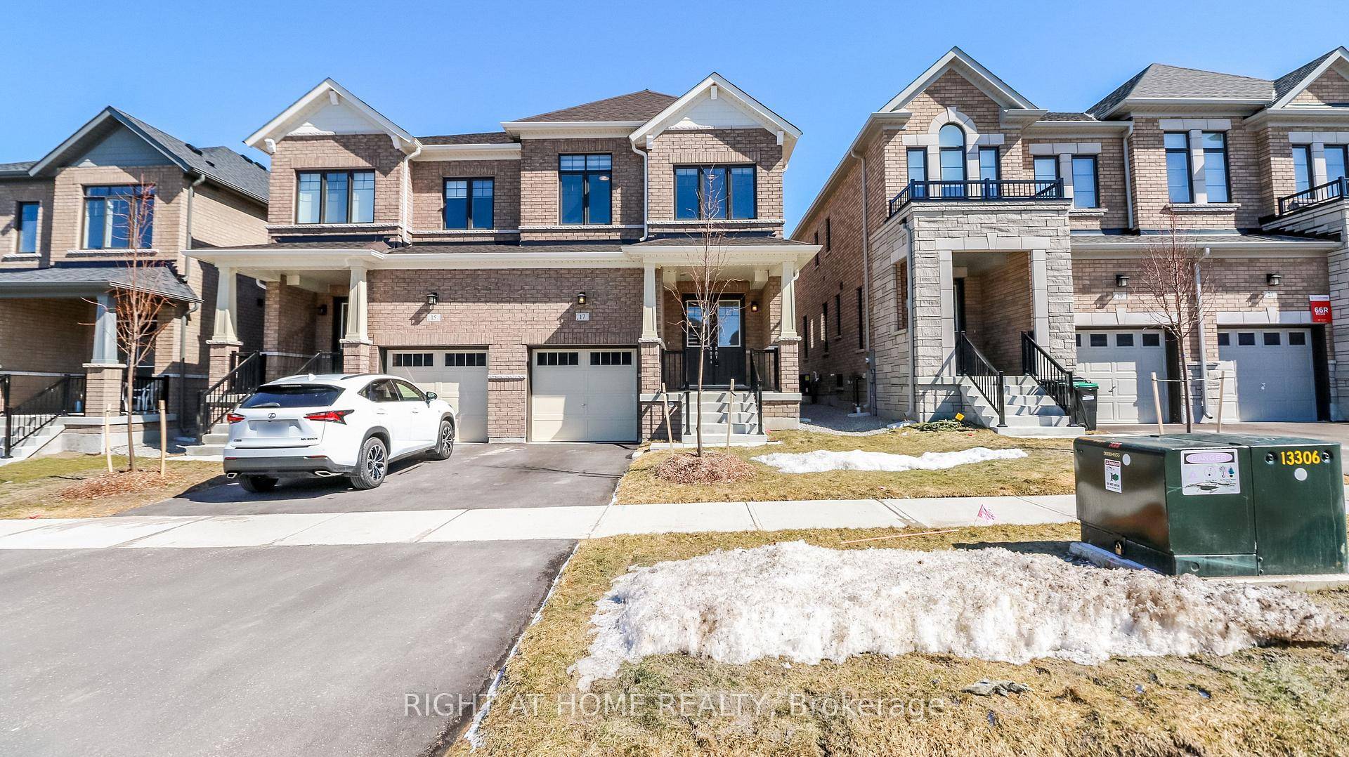 This stunning, nearly new home in the desirable Midhurst Valley neighbourhood offers plenty of space and modern features.