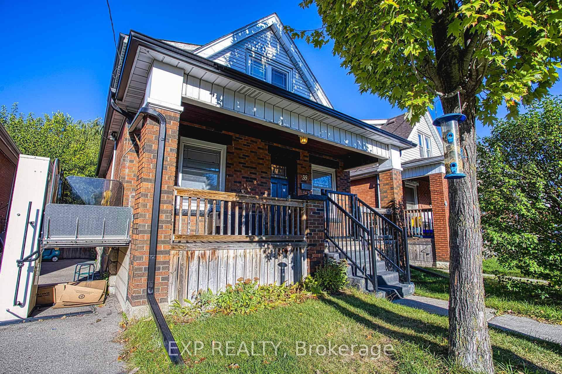 Welcome to 35 Cope Street, a charming and affordable home nestled in a central Hamilton neighbourhood just steps away from everyday conveniences.