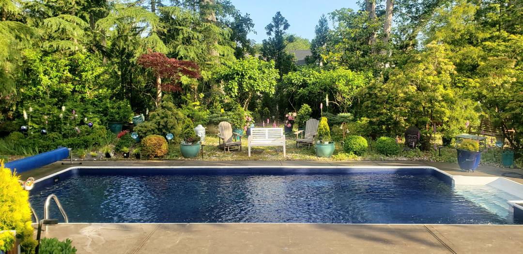 SAG HARBOR WATERFRONT COMMUNITY WITH PRIVATE BEACH ACCESS