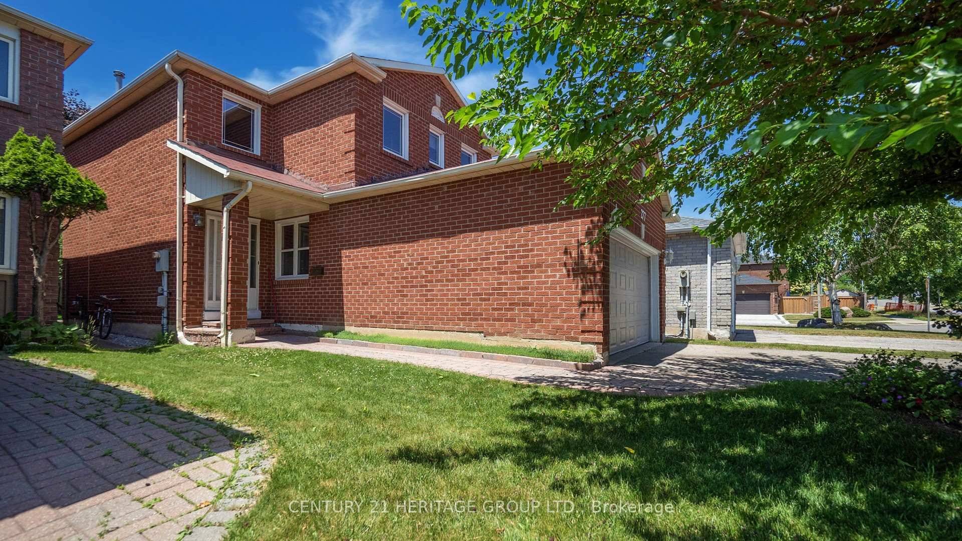 Well Maintained 3 Bedroom, 4 Bath Family Home in Desirable Uplands Neighborhood.
